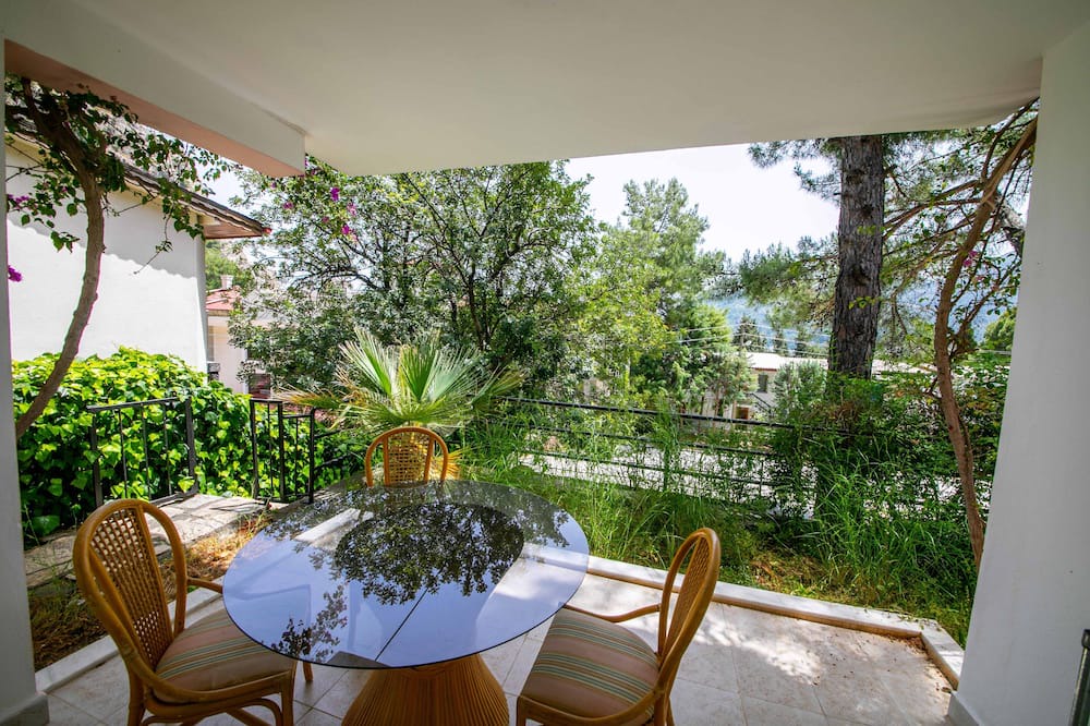 Photo of Patio Balcony in Turunc