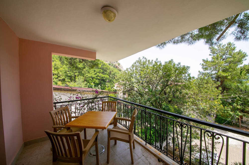 Photo of Patio Balcony in Turunc