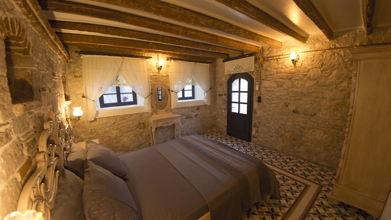 Photo of Bedroom in Ayvalik City Center
