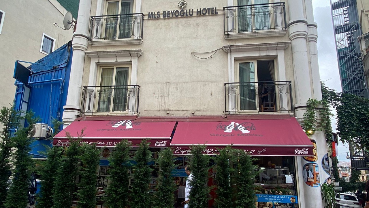 Photo of Outdoor in Pera
