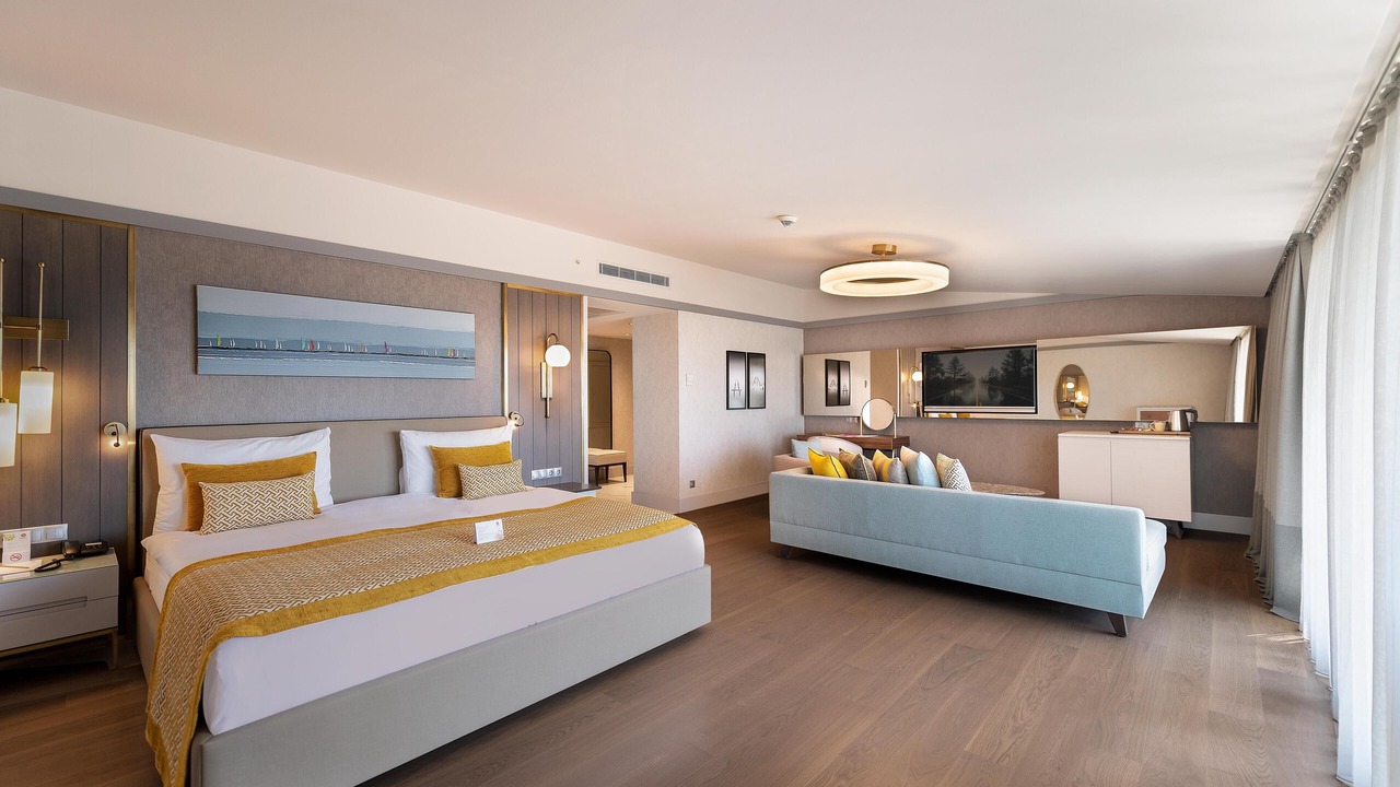 Photo of Bedroom in Side