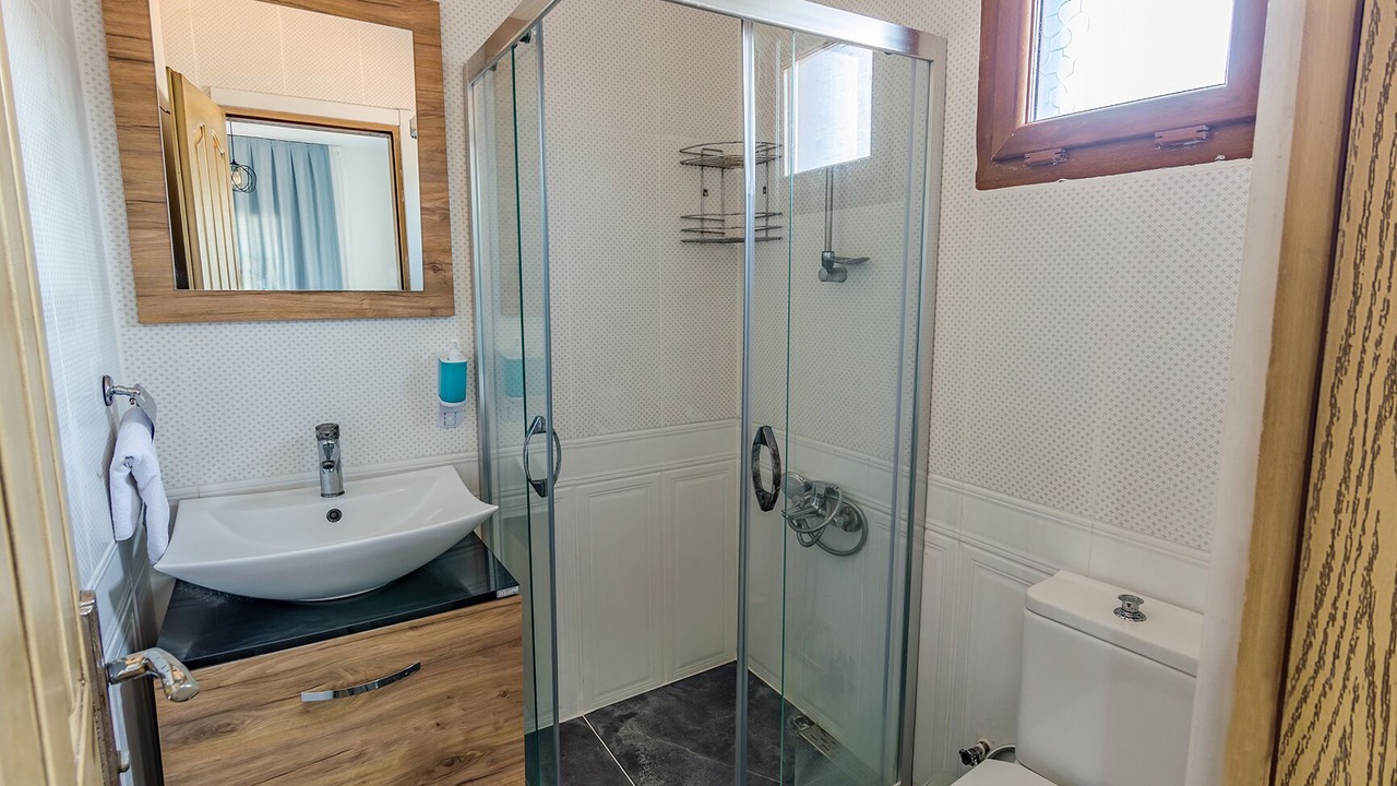 Photo of Bathroom in Palamutbuku
