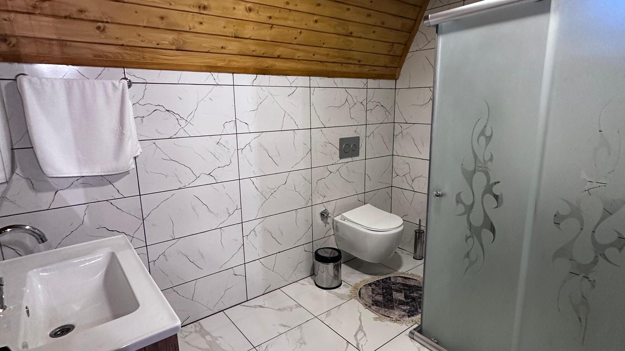 Photo of Bathroom in Kasustu