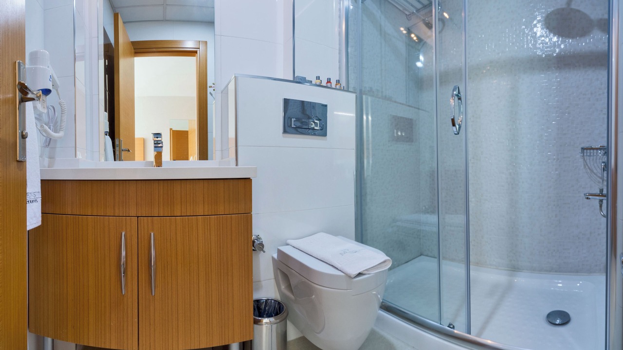 Photo of Bathroom in Pera