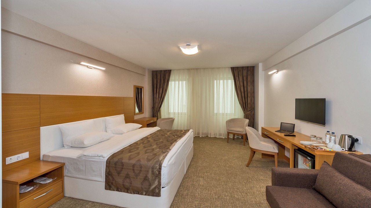 Photo of Bedroom in Pera