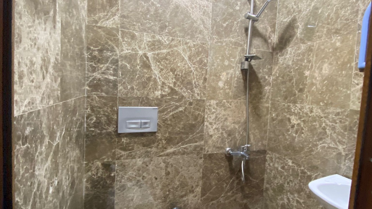 Photo of Bathroom in Adalar