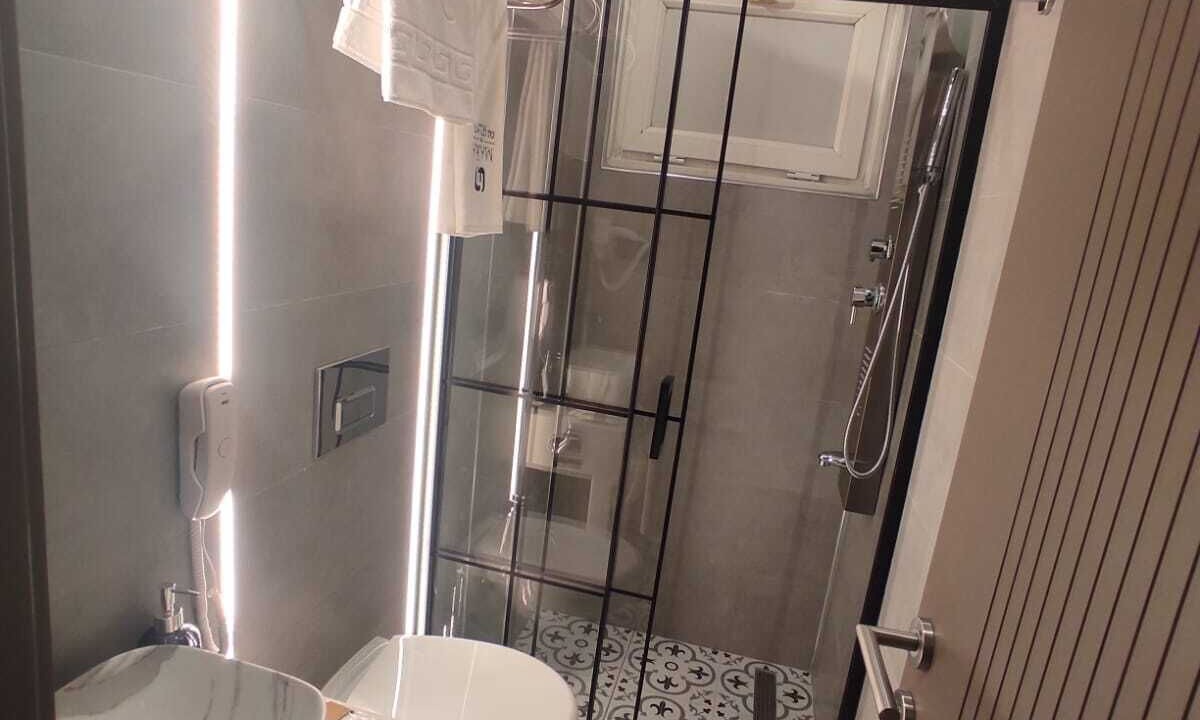 Photo of Bathroom in Sirkeci
