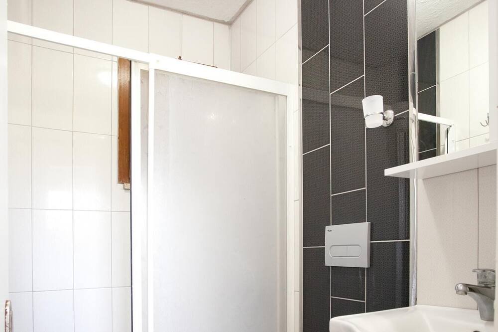 Photo of Bathroom in Palamutbuku