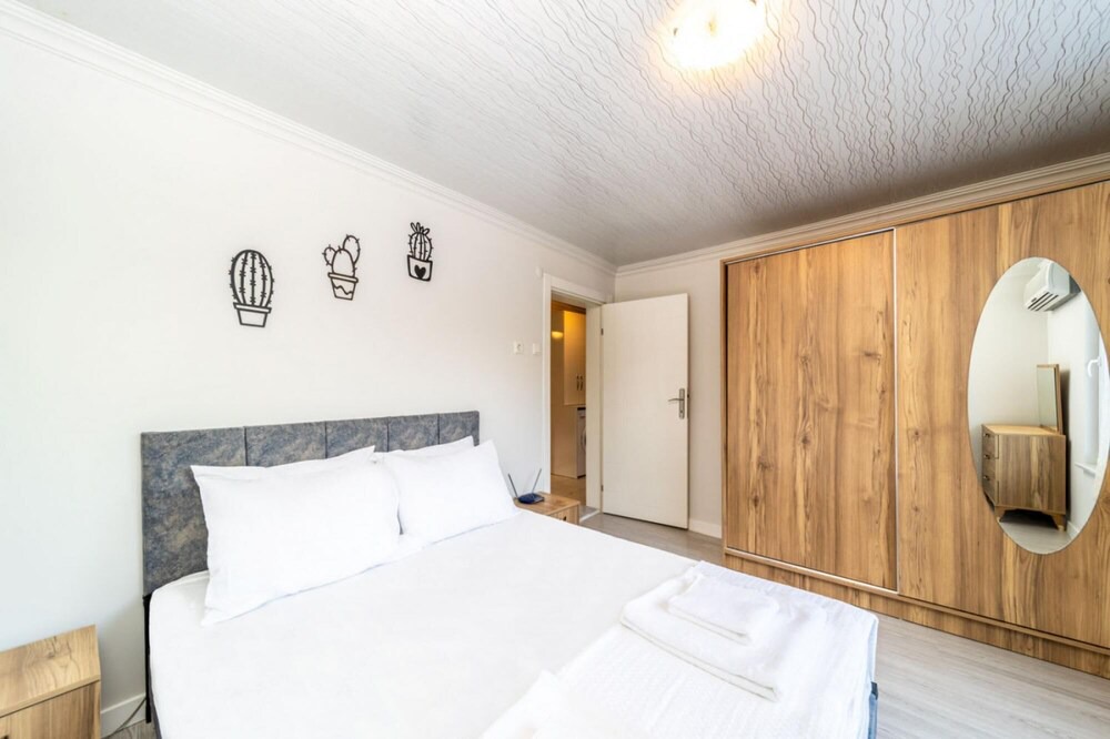 Photo of Bedroom in Lara