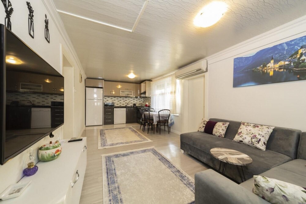 Photo of Livingroom in Lara