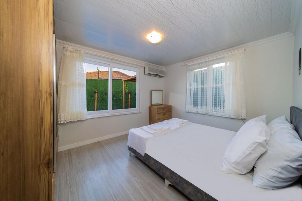 Photo of Bedroom in Lara