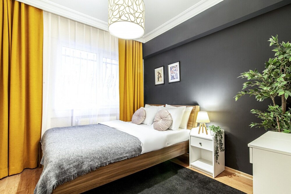 Photo of Bedroom in Osmanbey