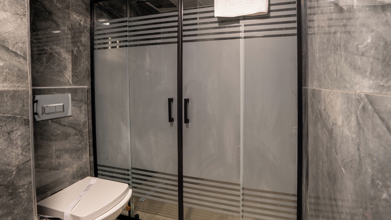Photo of Bathroom in Old City