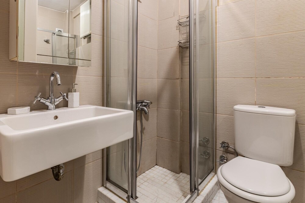 Photo of Bathroom in Macka
