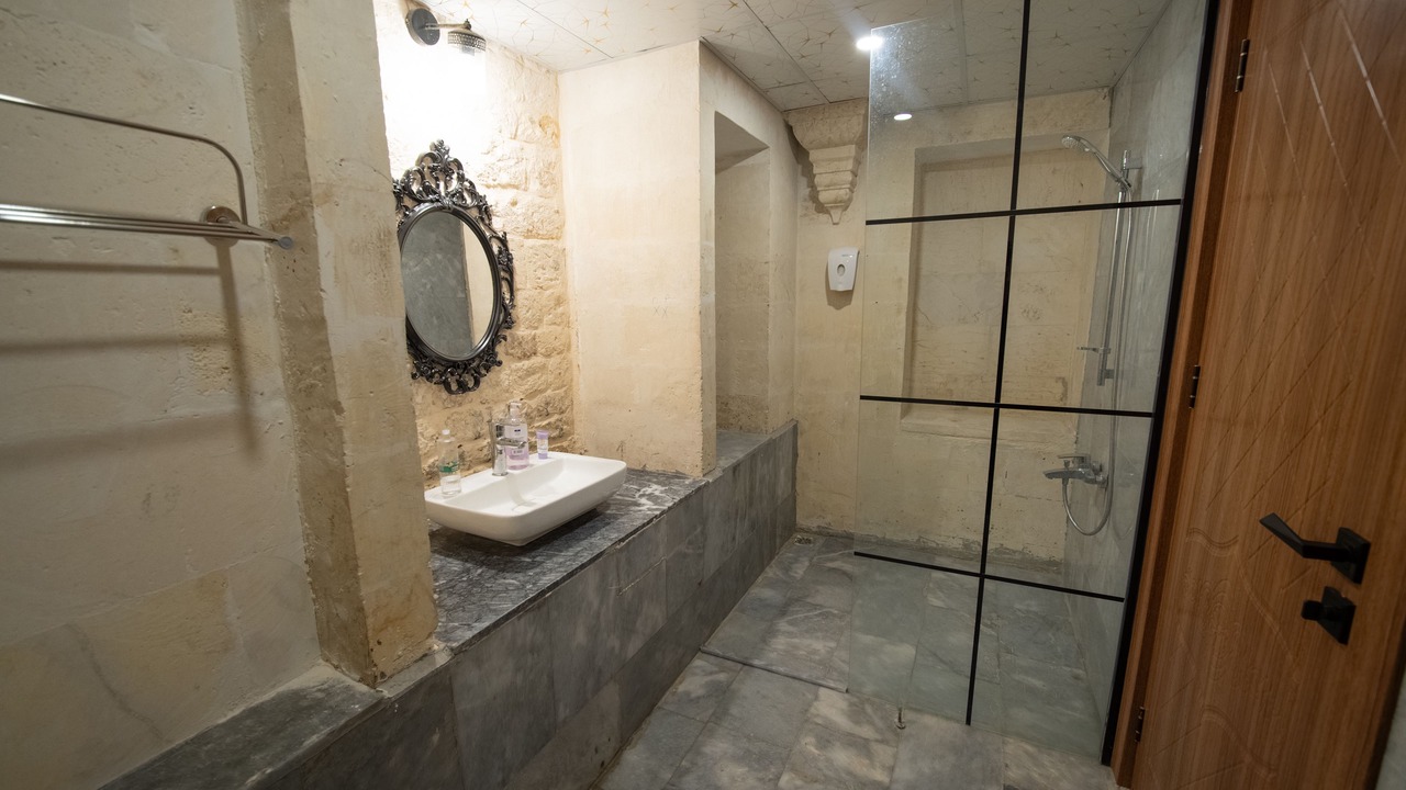 Photo of Bathroom in Eyyubiye