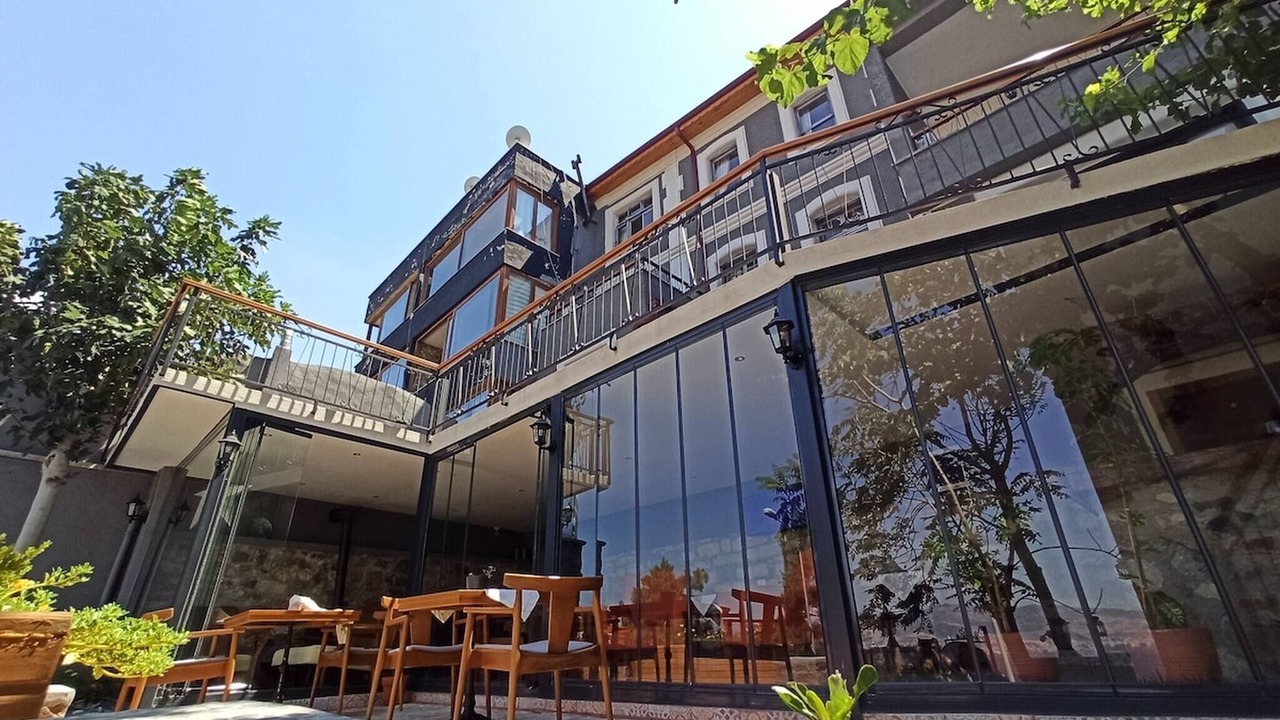 Photo of Patio Balcony in Konak