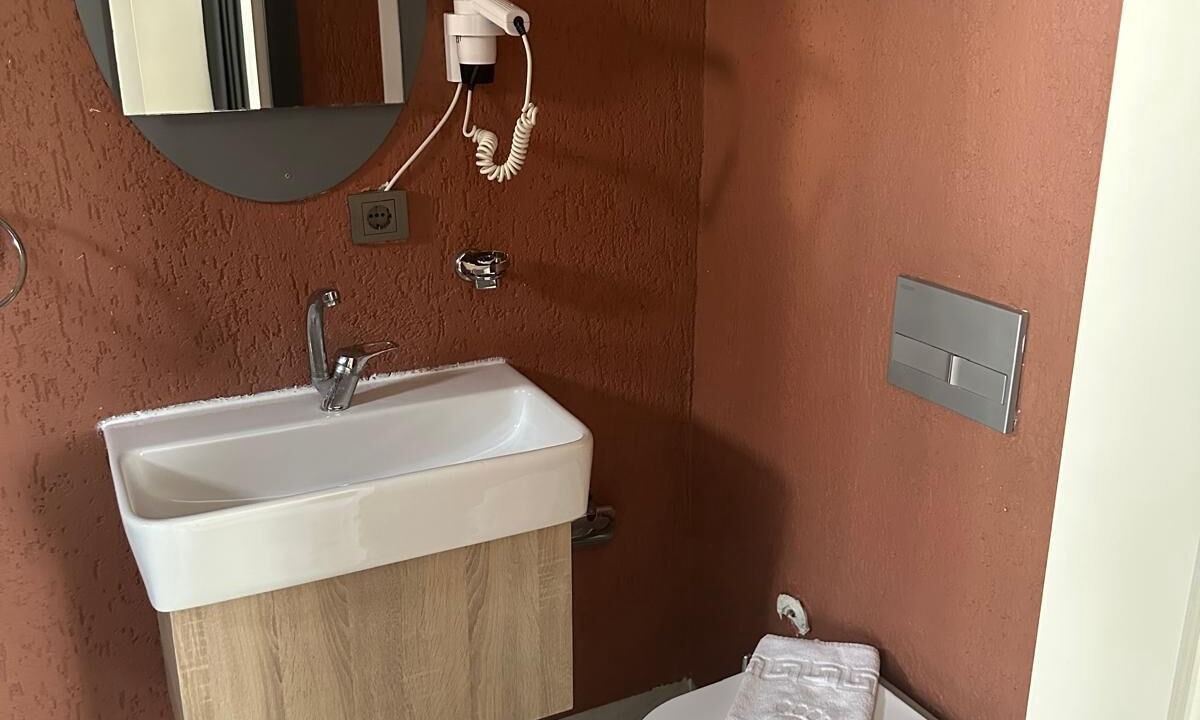 Photo of Bathroom in Kemer Mahallesi