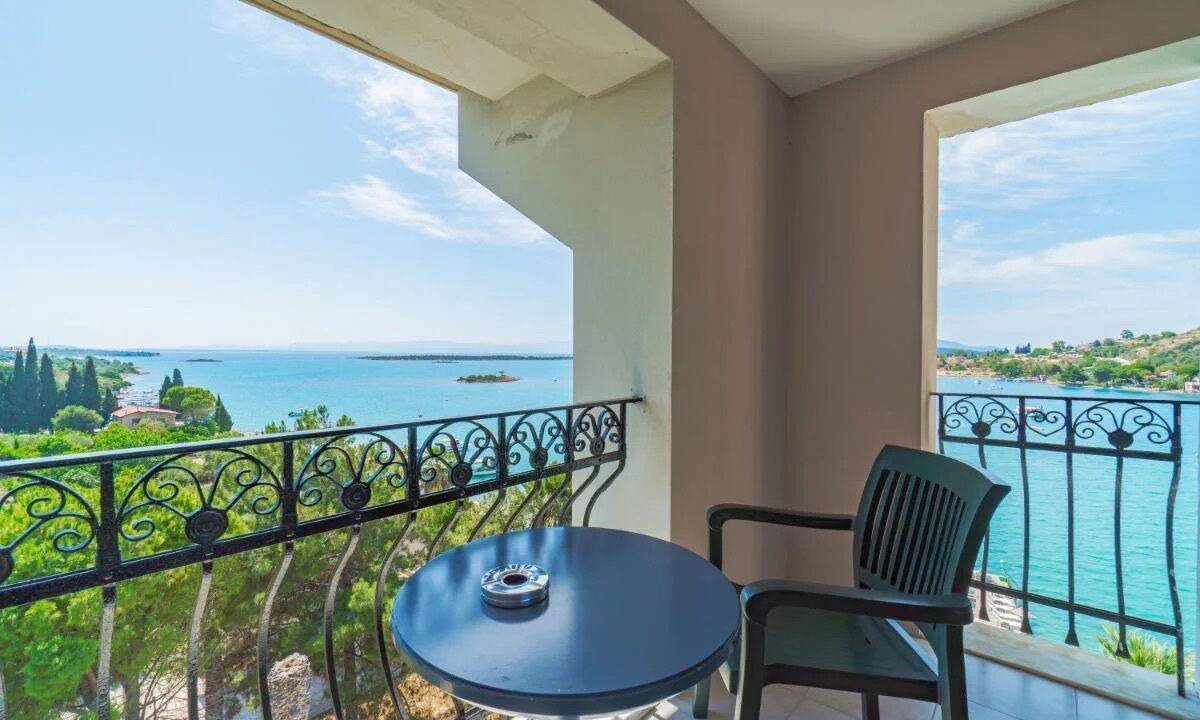 Photo of Patio Balcony in Ildır Koyu