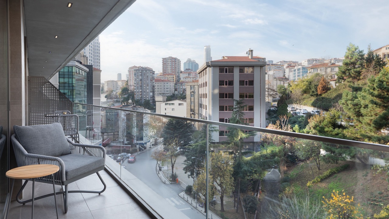 Photo of Patio Balcony in Besiktas