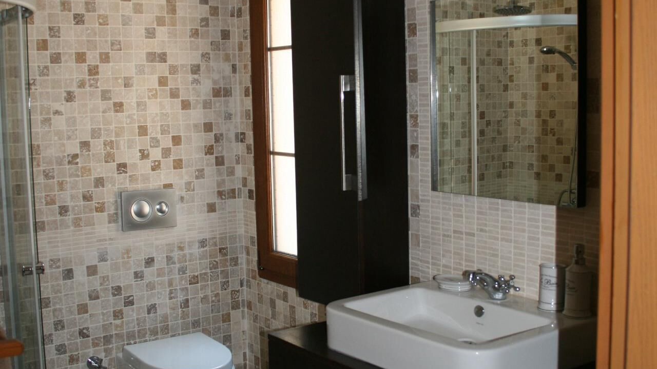 Photo of Bathroom in Ula