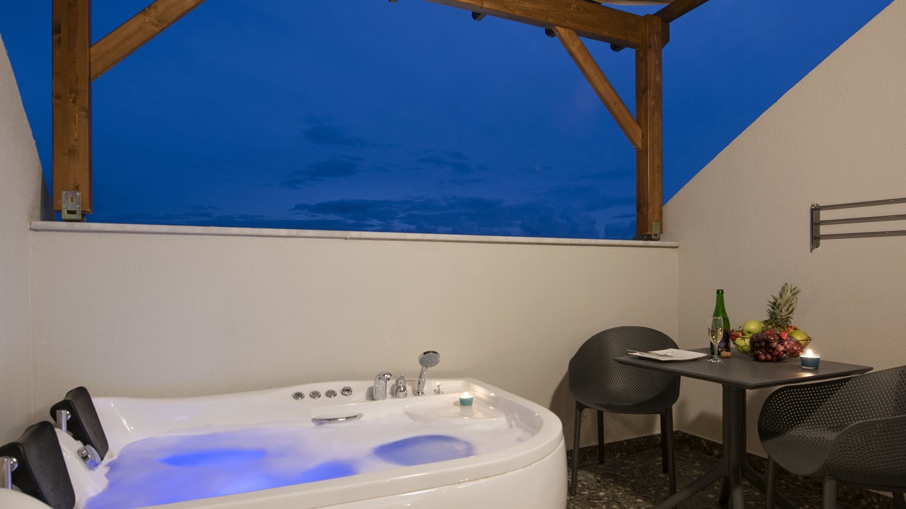 Photo of Bathroom in Side