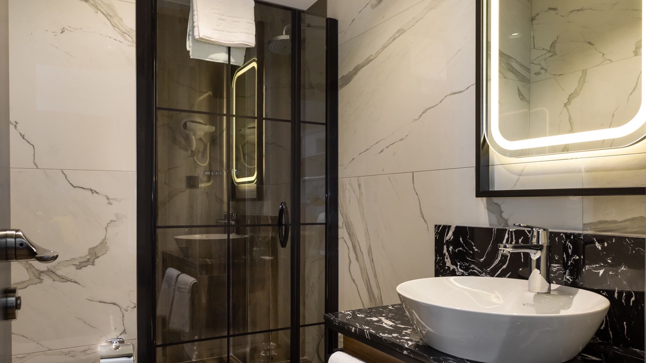 Photo of Bathroom in Muratpasa