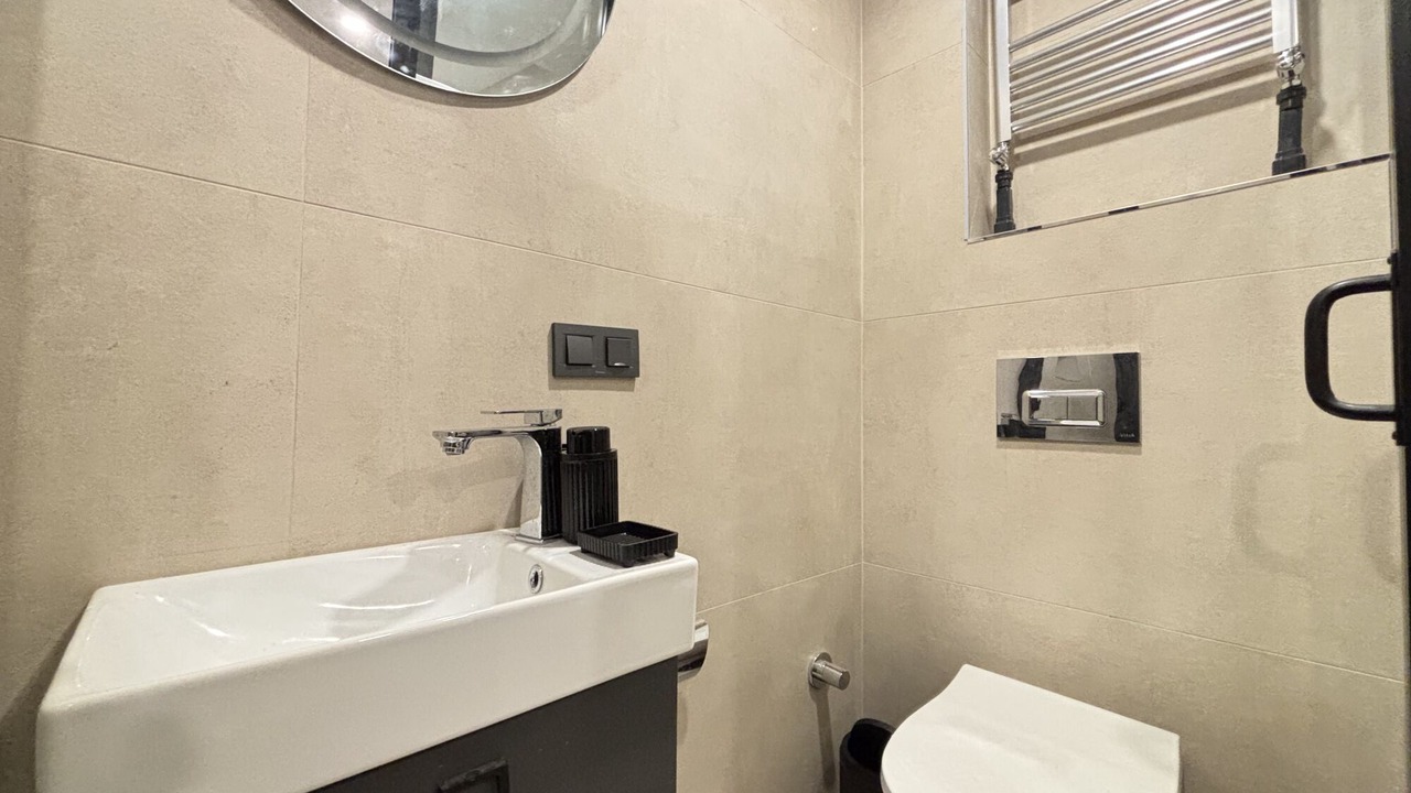Photo of Bathroom in Osmanbey
