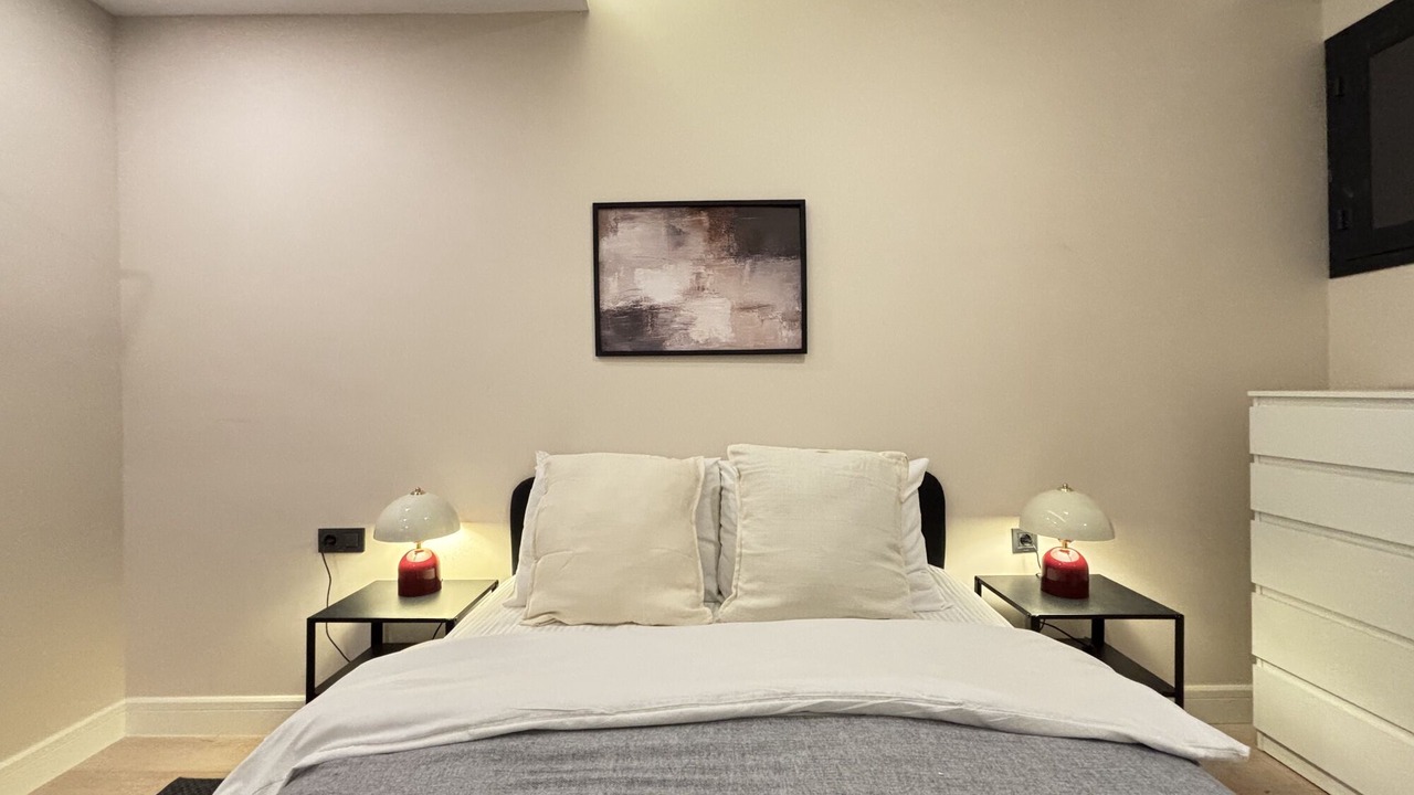 Photo of Bedroom in Osmanbey
