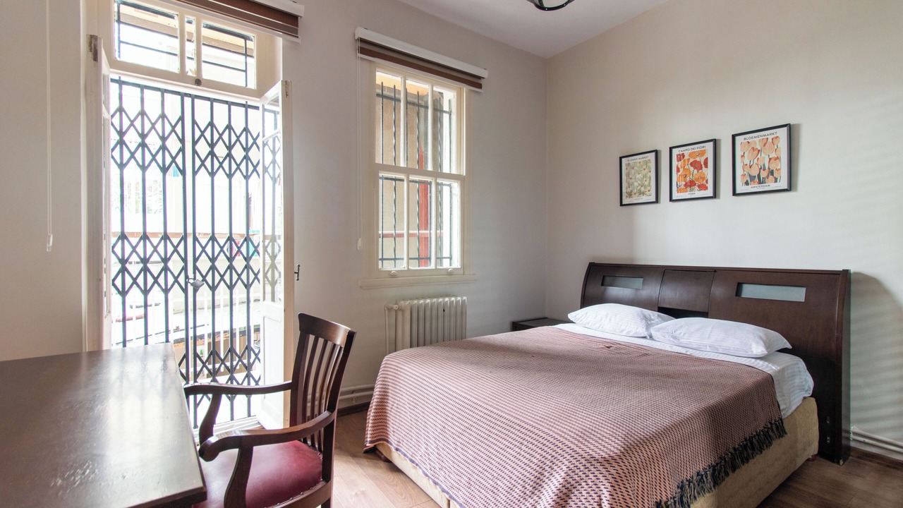 Photo of Bedroom in Bomonti