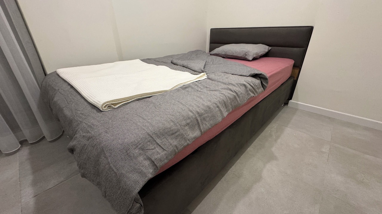 Photo of Bedroom in Side