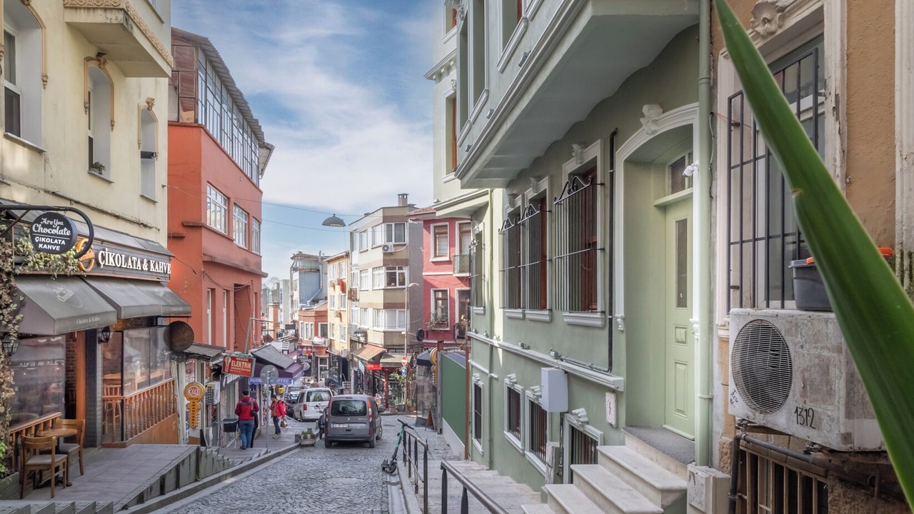 Photo of Others in Besiktas