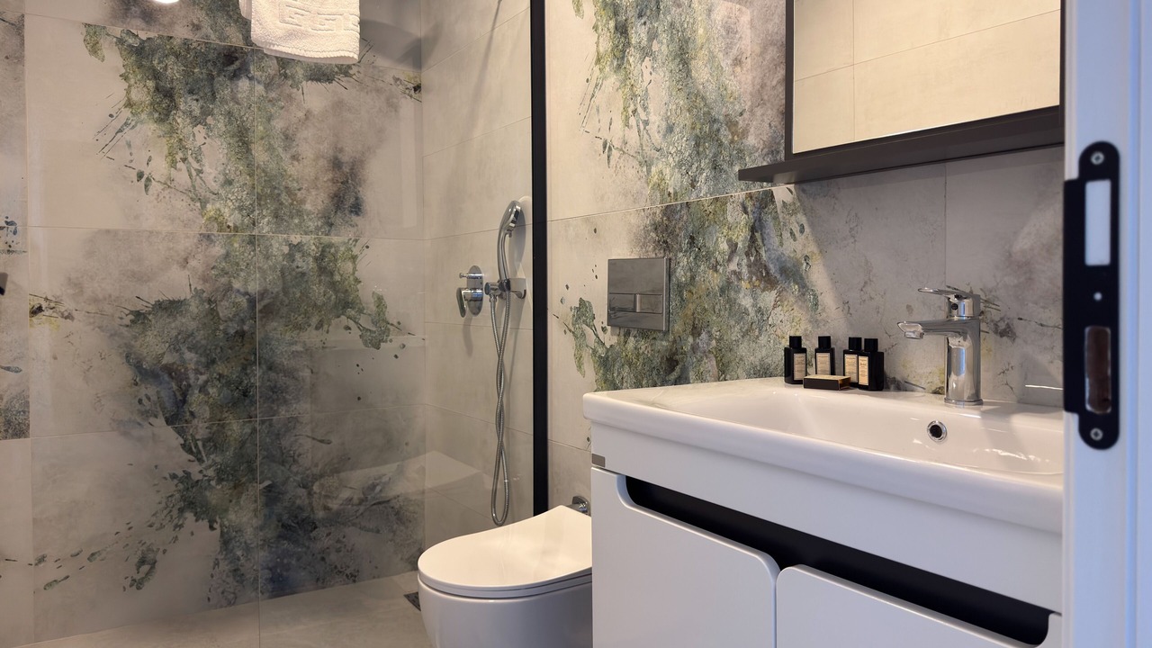 Photo of Bathroom in Seki