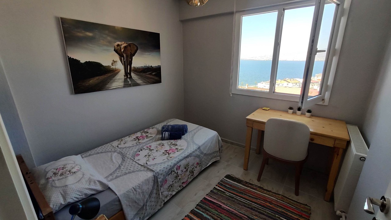 Photo of Bedroom in Izmir City Centre