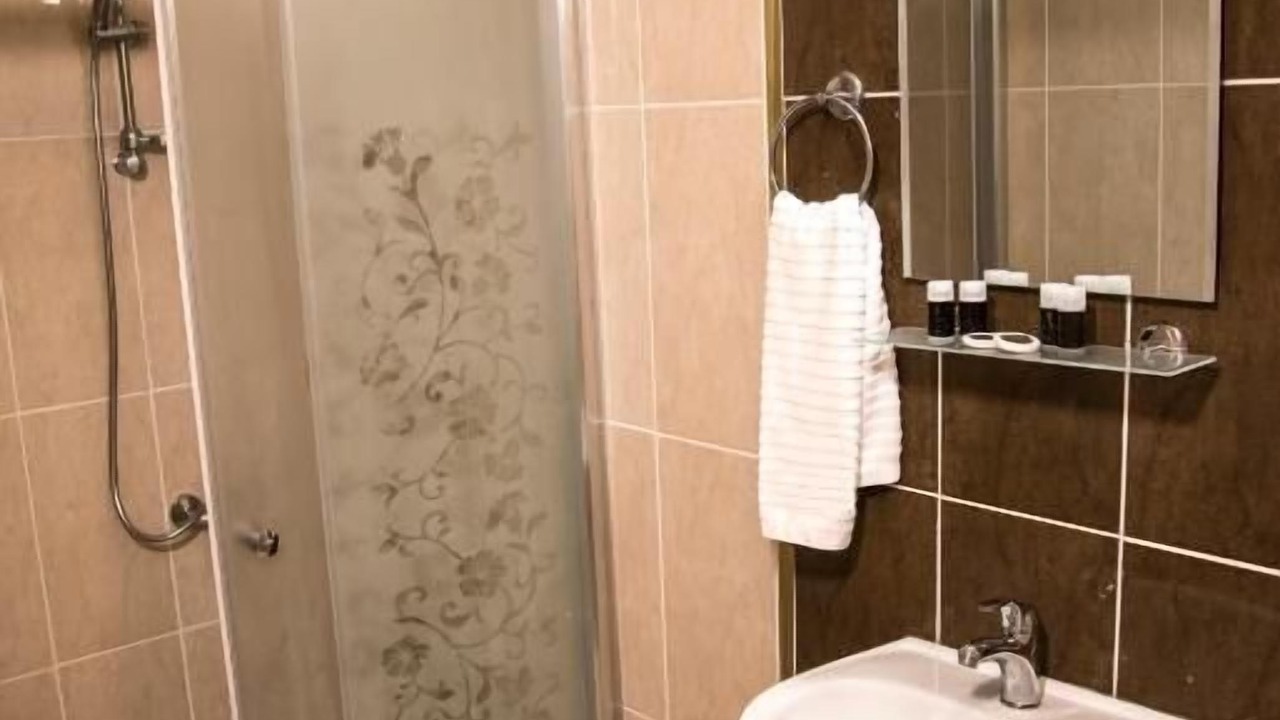 Photo of Bathroom in Yomra