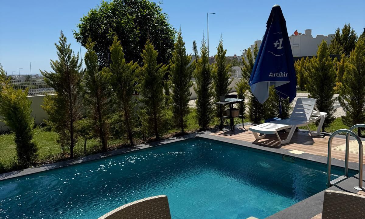 Photo of Outdoor in Side