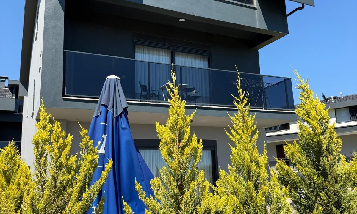 Photo of Outdoor in Side