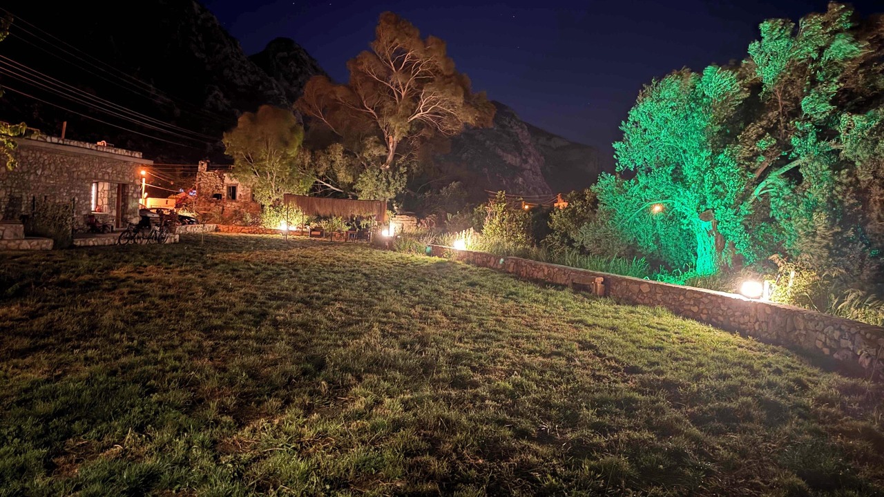 Photo of Outdoor in Oren