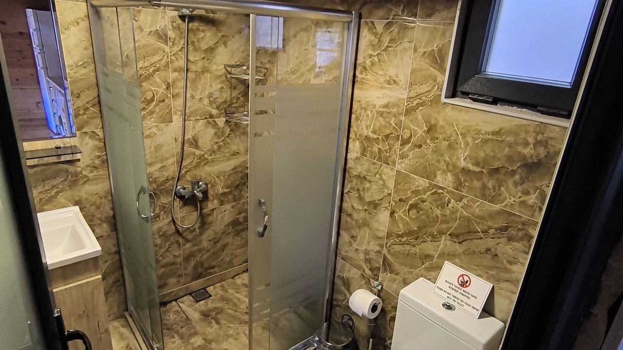 Photo of Bathroom in Ovabuku