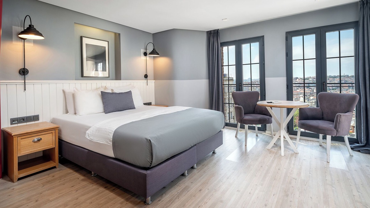 Photo of Bedroom in Pera