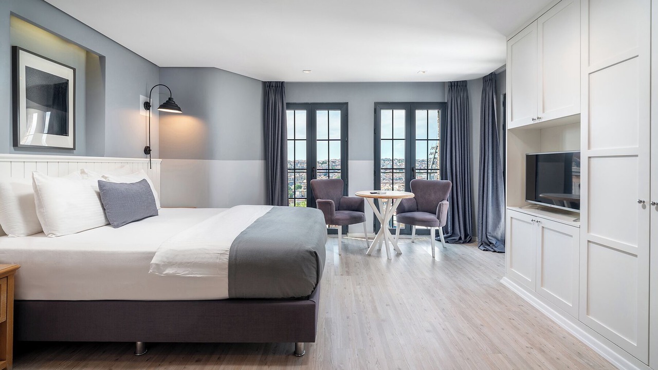 Photo of Bedroom in Pera