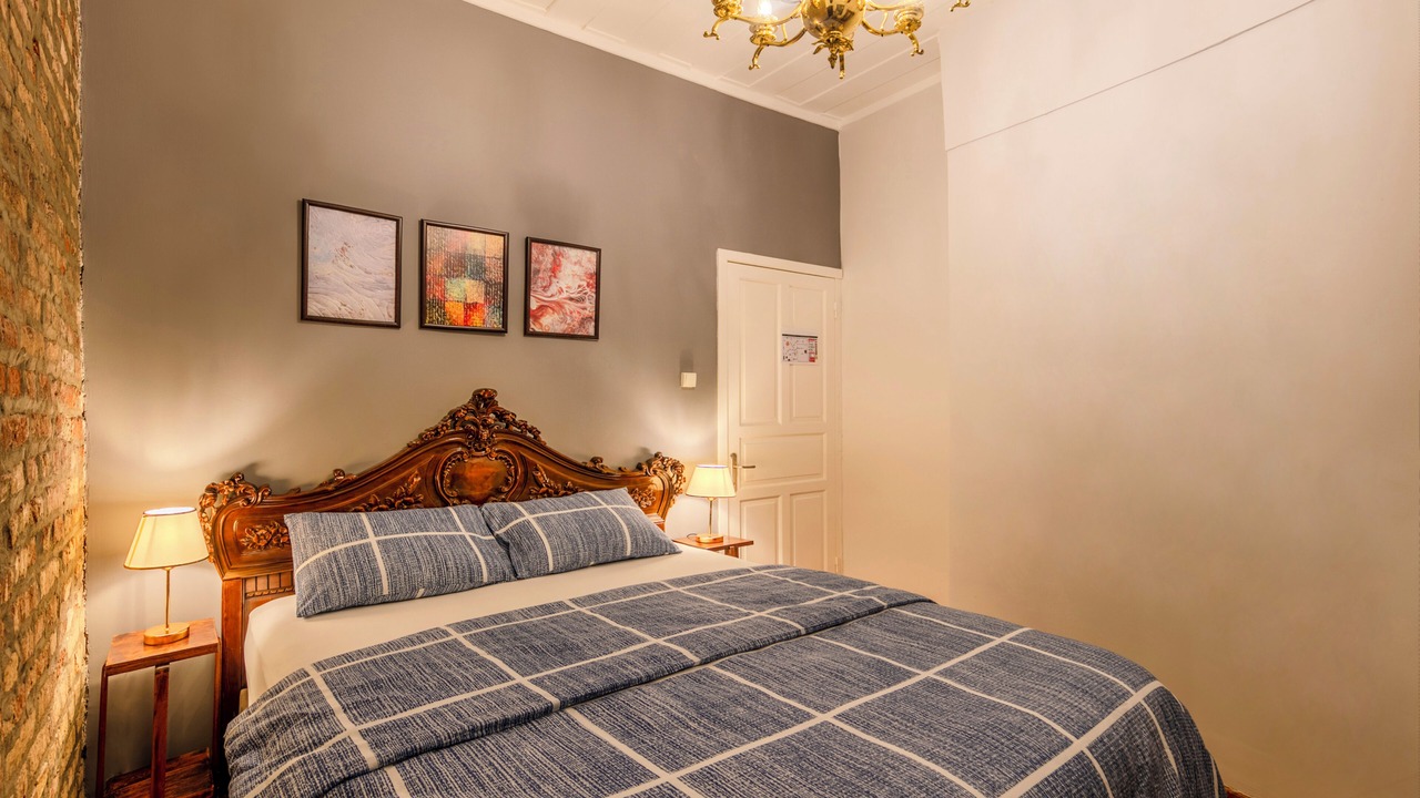 Photo of Bedroom in Galata