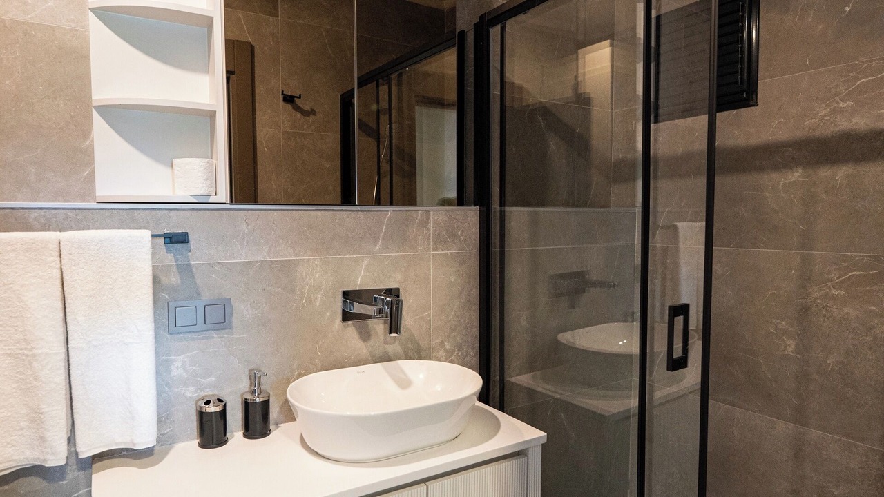 Photo of Bathroom in Lara