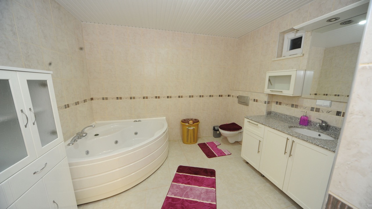 Photo of Bathroom in Tepe