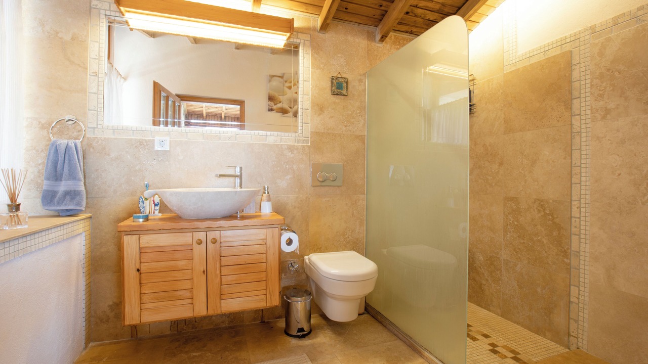 Photo of Bathroom in Mentese