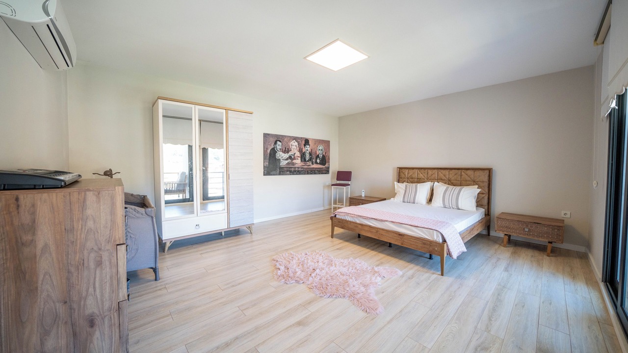 Photo of Bedroom in Icmeler
