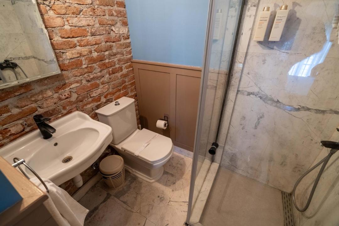 Photo of Bathroom in Ayvalik City Center