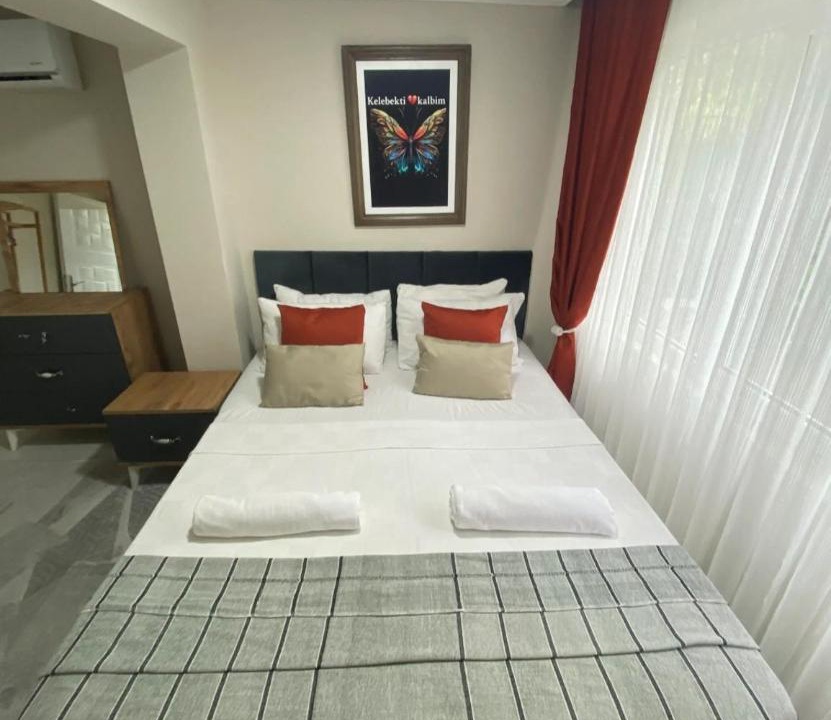Photo of Bedroom in Lara