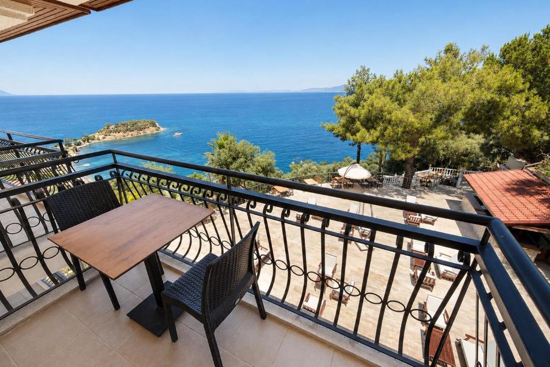 Photo of Patio Balcony in Kusadasi