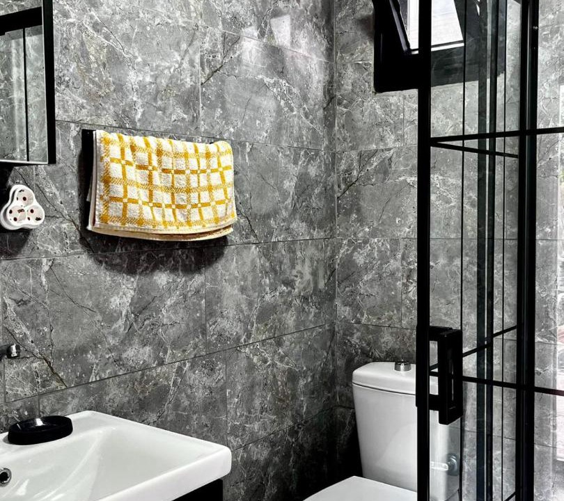 Photo of Bathroom in Yanik
