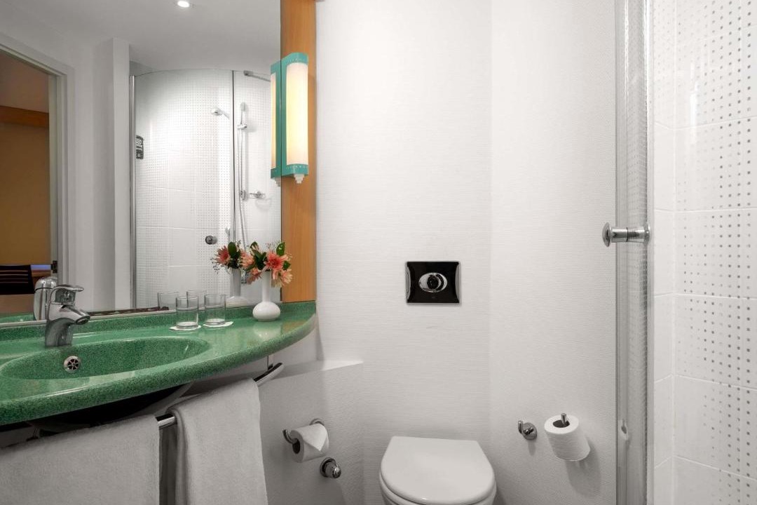 Photo of Bathroom in Zeytinburnu